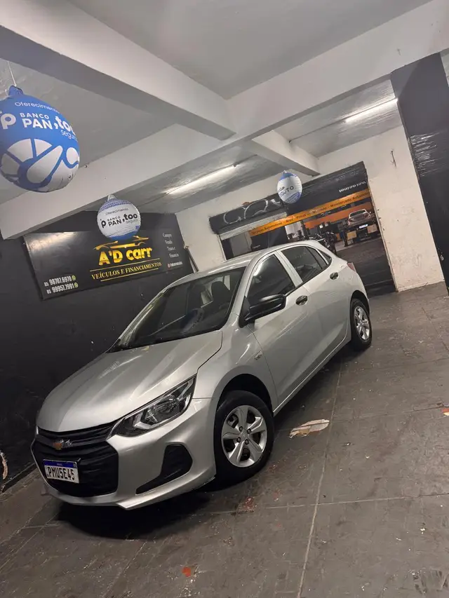 Carro Chevrolet Onix 2021 1.0 (Flex)