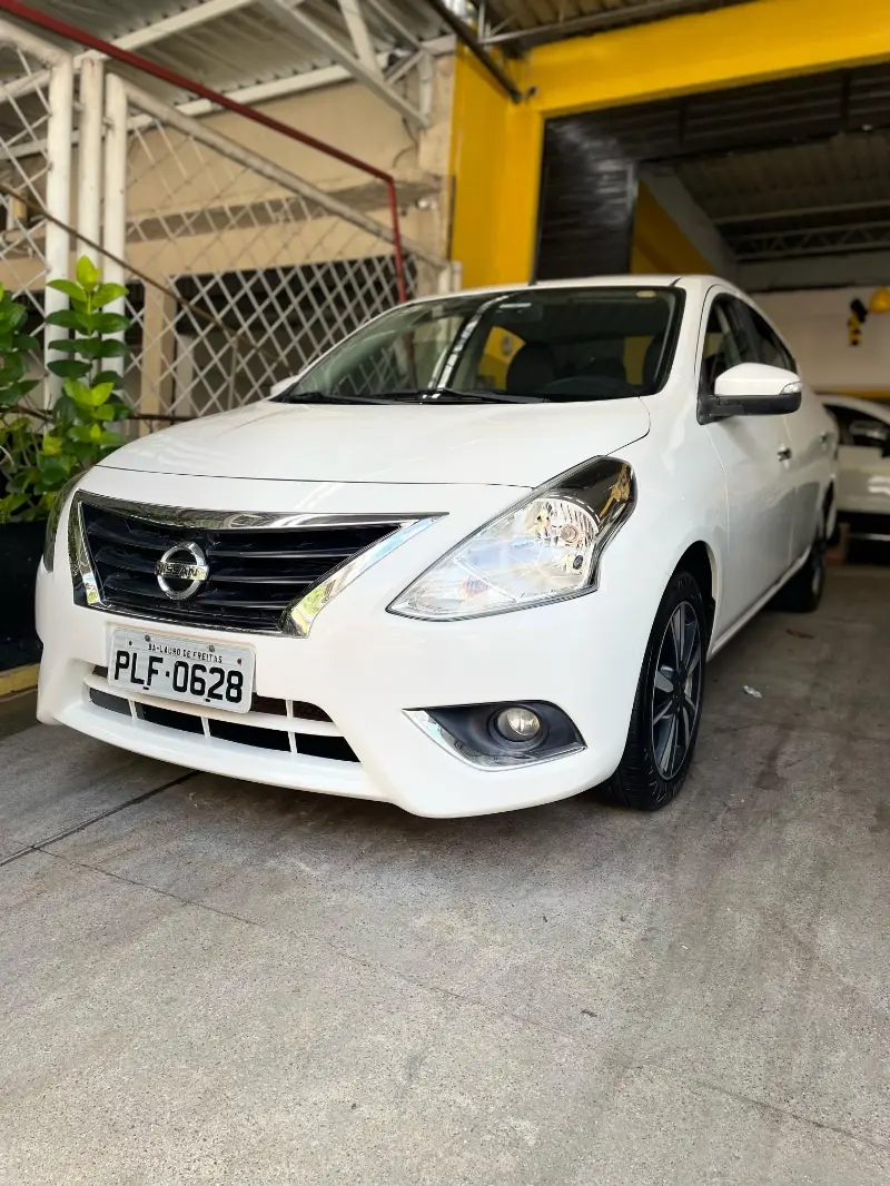 Nissan Versa 1.6 16V SL FlexStart CVT (Flex)