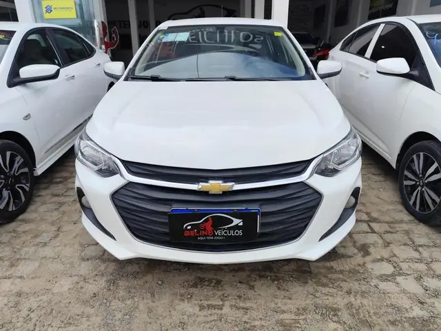 Carro Chevrolet Onix Plus 2023 LT 1.0