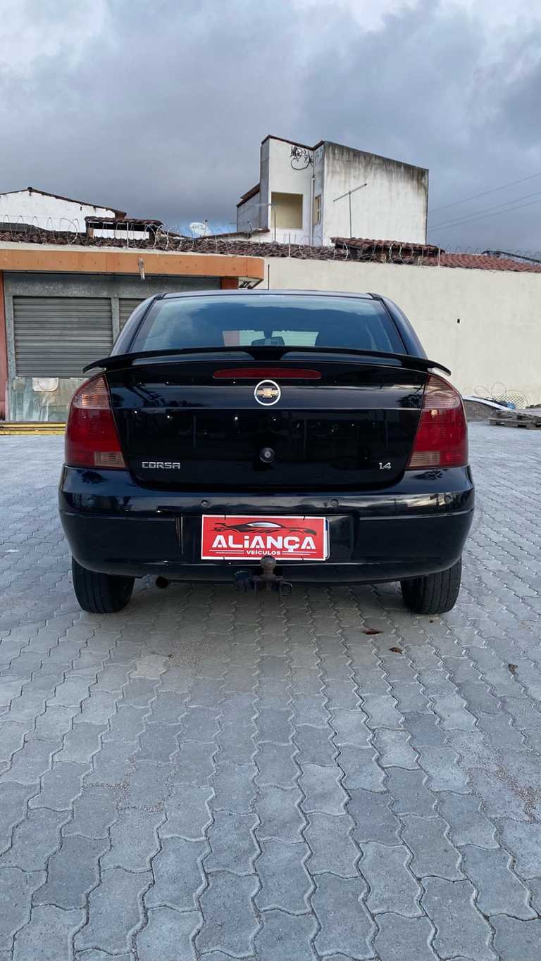 alt=
