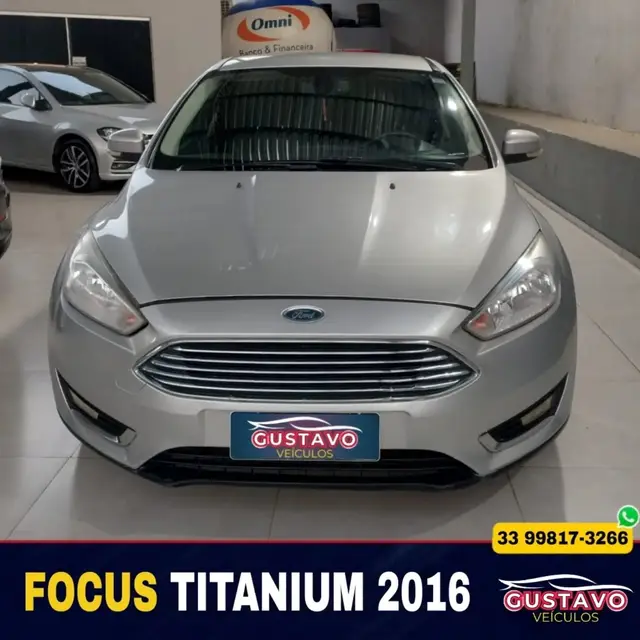 Carro Ford Focus Hatch 2016 Titanium Plus 2.0 PowerShift