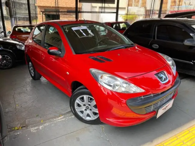 Carro Peugeot 207 2011 XR 1.4 (10 ANOS BRASIL)(Flex) 2p