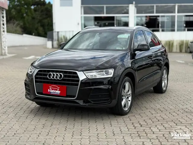 Carro Audi Q3 2018 1.4 TFSI Ambiente S Tronic
