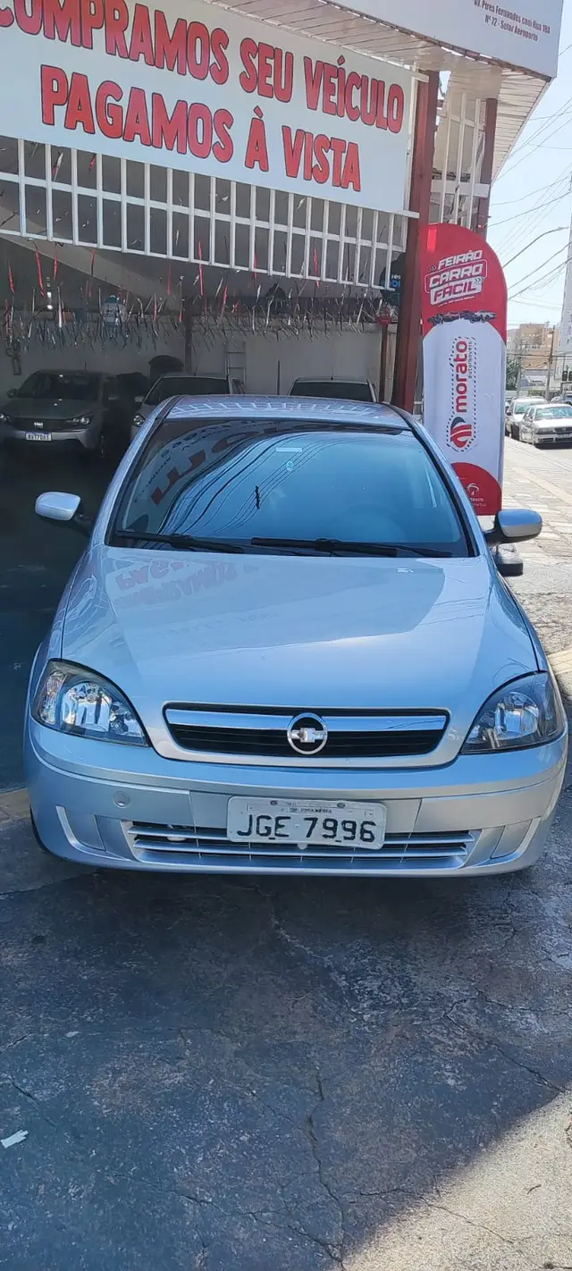 Carro Chevrolet Classic 2003 Corsa Sedan  1.0 MPFi
