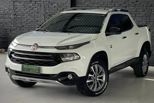 Carro Fiat Toro 2019 Volcano 2.0 diesel AT9 4x4