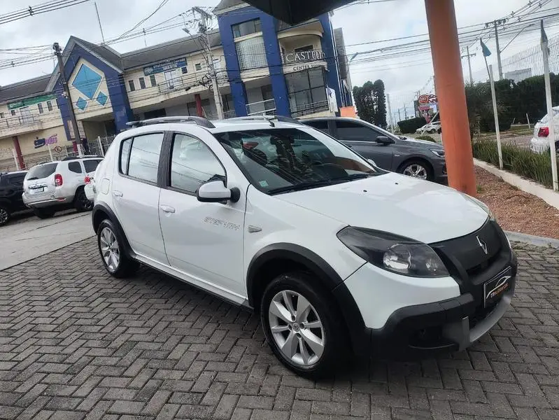 Renault Sandero Stepway 1.6 16V Hi-Flex (aut)