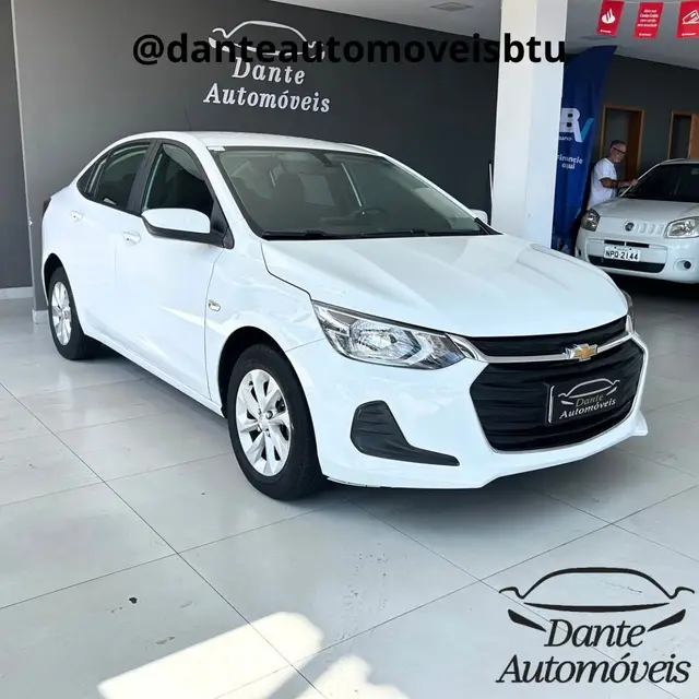 Carro Chevrolet Onix Plus 2023 LT 1.0