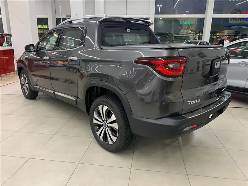 Fiat Toro Volcano 1.3 Turbo 270