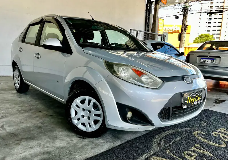 Ford Fiesta Sedan SE 1.6 Rocam (Flex)
