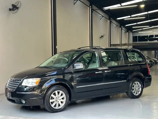 Carro Chrysler Town & Country 2009 3.8 V6