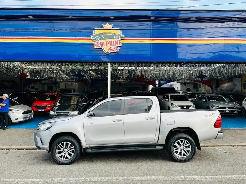 Toyota Hilux Cabine Dupla Hilux 2.7 SRV CD 4x4 (Flex) (Aut)