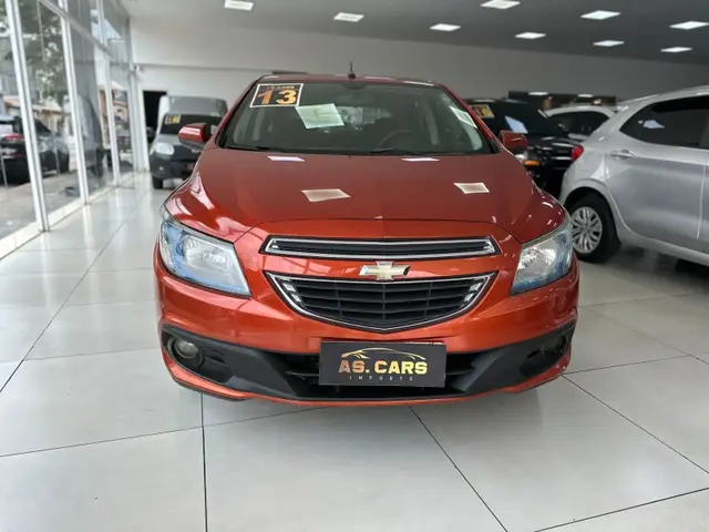 Carro Chevrolet Onix 2013 1.4 LT SPE/4