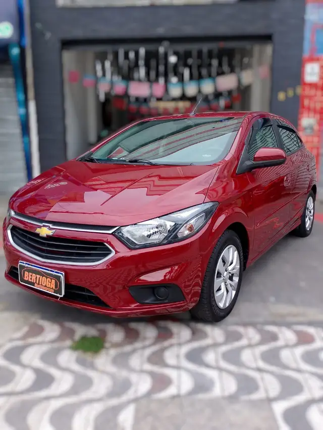 Carro Chevrolet Onix 2018 LT 1.4 8V FlexPower 5p Mec.