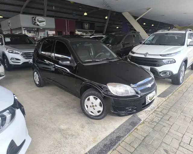 Carro Chevrolet Celta 2012 LT 1.0 (Flex)