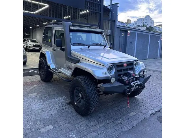 Carro Troller T4 2011 4X4 3.0