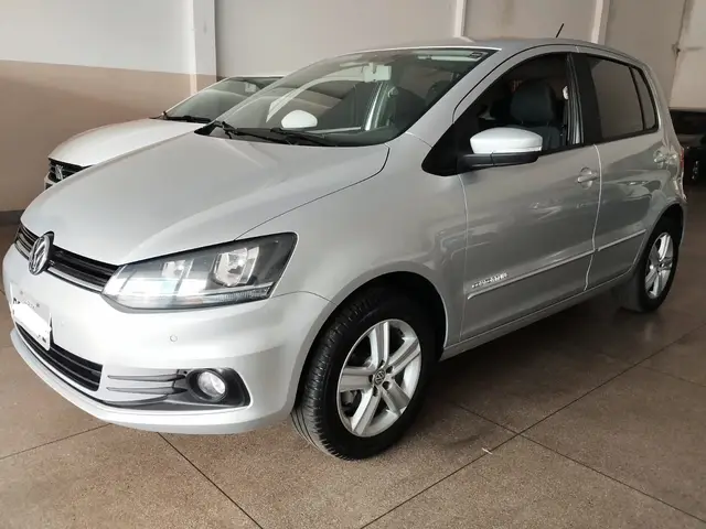 Carro Volkswagen Fox 2016 1.6 MSI Comfortline (Flex)