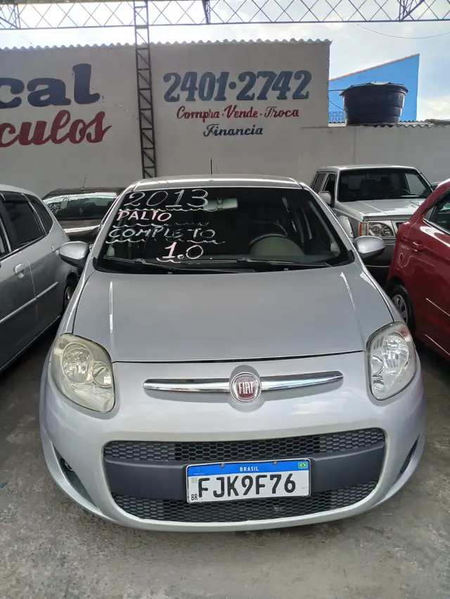 Carro Fiat Palio 2013 Attractive 1.0 8V (Flex)