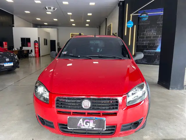 Carro Fiat Strada 2013 Working 1.4 (Flex)