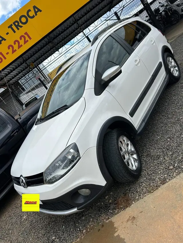 Carro Volkswagen SpaceCross 2014 1.6 8V (Flex)