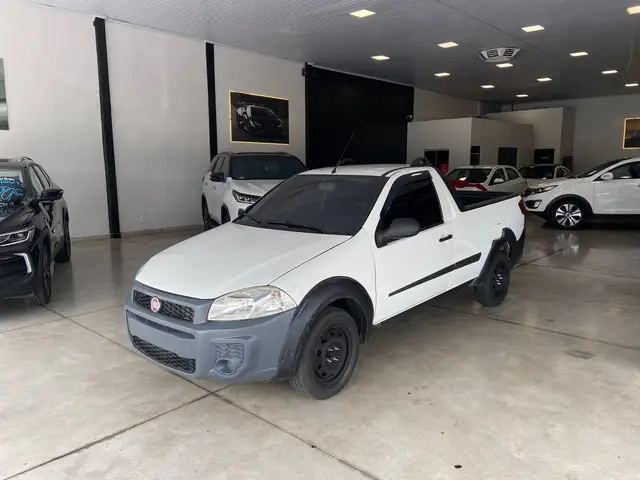 Carro Fiat Strada 2015 Working 1.4 (Flex)