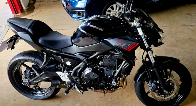 Carro Kawasaki Z 650 2021 (ABS)