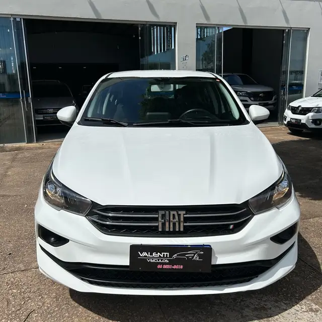 Carro Fiat Cronos 2023 Drive 1.0 (Flex) MT