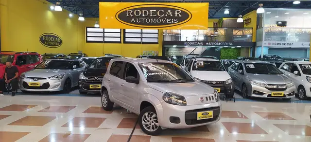 Carro Fiat Uno 2016 Vivace 1.0 8V (Flex) 4p