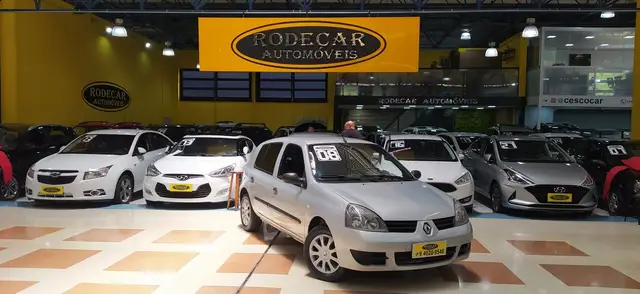 Carro Renault Clio 2008 Hatch. Authentique 1.0 16V (flex) 4p