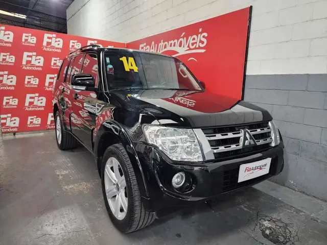 Carro Mitsubishi Pajero Full 2014 3.8 V6 5D HPE 4WD