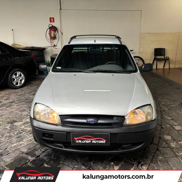 Carro Ford Courier 2004 L 1.6 MPi (Cab Simples)