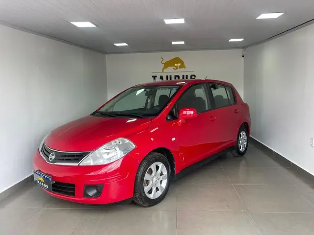 Carro Nissan Tiida 2011 S 1.8 (flex)
