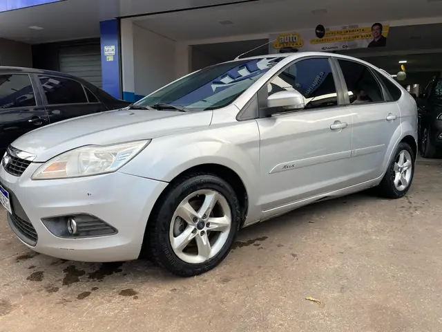 Carro Ford Focus Hatch 2012 GL 1.6 16V (Flex)