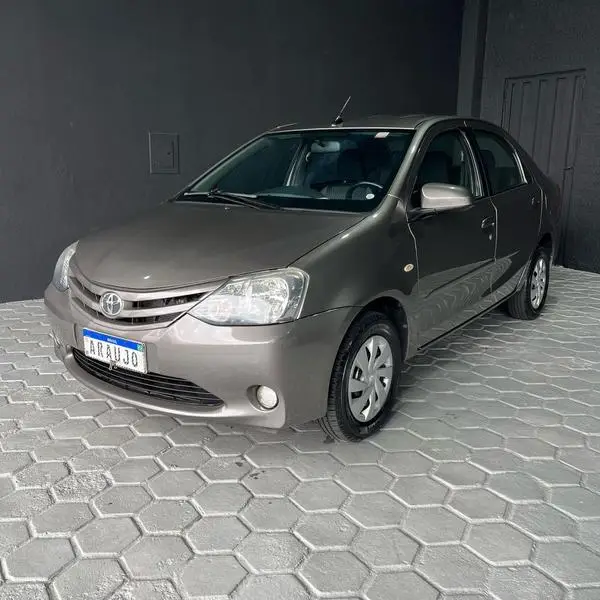 Toyota Etios Sedan XS 1.5 (Aut) (Flex)