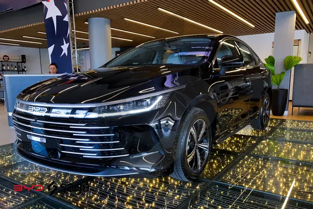 Carro BYD King 2025 DM-i GS