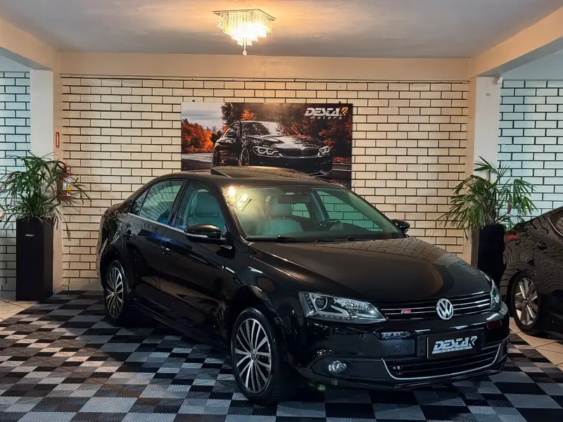 Volkswagen Jetta 2.0 TSI Highline DSG