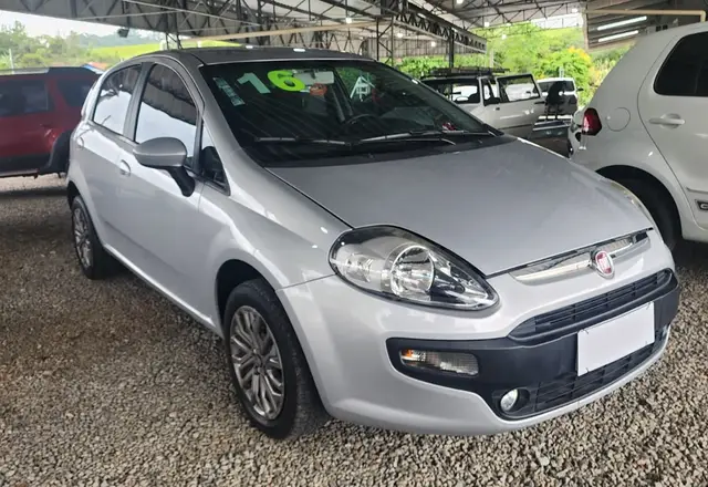 Carro Fiat Punto 2016 Attractive 1.4 (Flex)