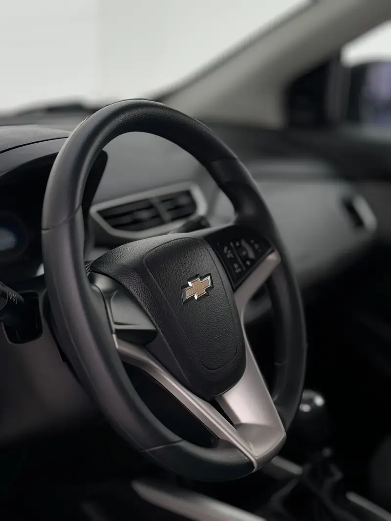 Chevrolet Onix HATCH EFFECT 1.4 8V F.Power (Mec.)