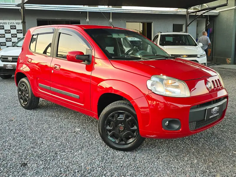 Fiat Uno Attractive 1.4 8V (Flex) 4p