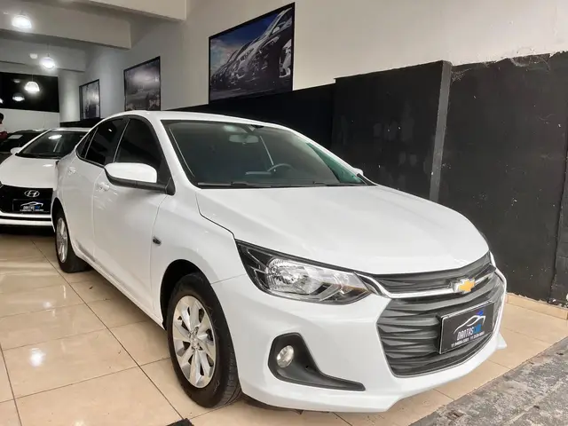 Carro Chevrolet Onix Plus 2022 1.0 LT (Flex)