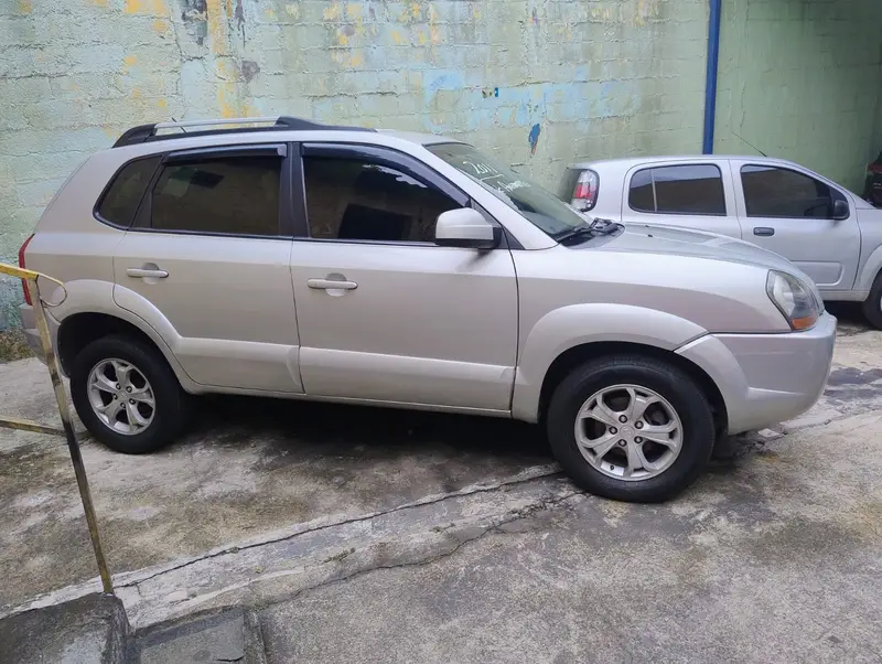 Hyundai Tucson GL 2.0 16V