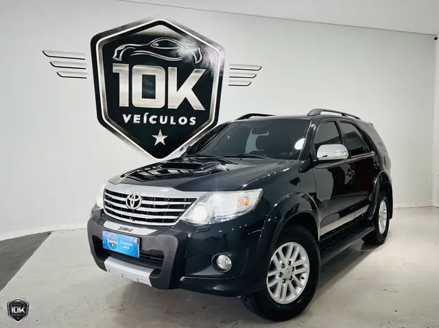 Carro Toyota Hilux SW4 2014 3.0 TDI 4x4 SRV 5L