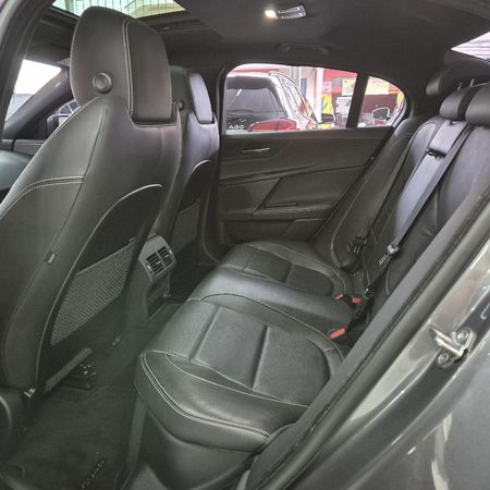 XE 2.0 R-Sport 250