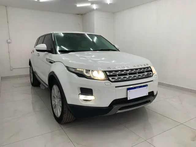 Carro Land Rover Range Rover Evoque 2014 2.0 Si4 Prestige