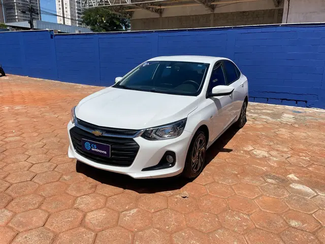 Carro Chevrolet Onix Plus 2024 LT 1.0 Turbo