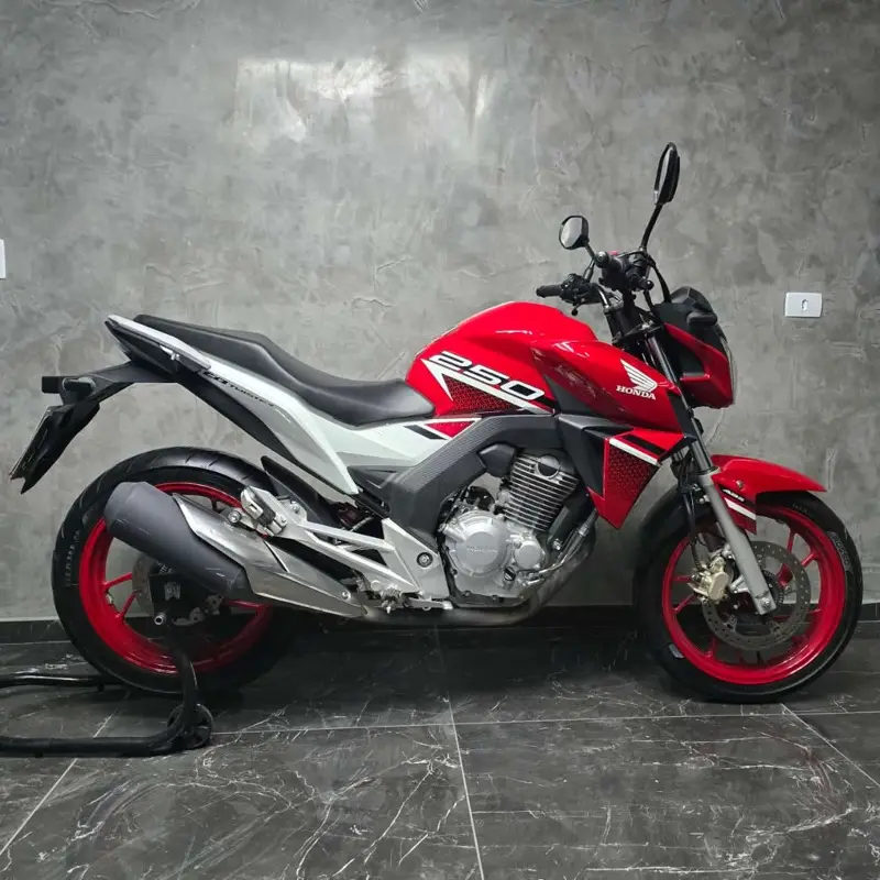 Honda (CBS)