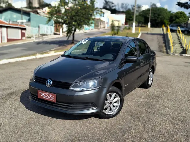Carro Volkswagen Voyage 2014 1.0 TEC (Flex)