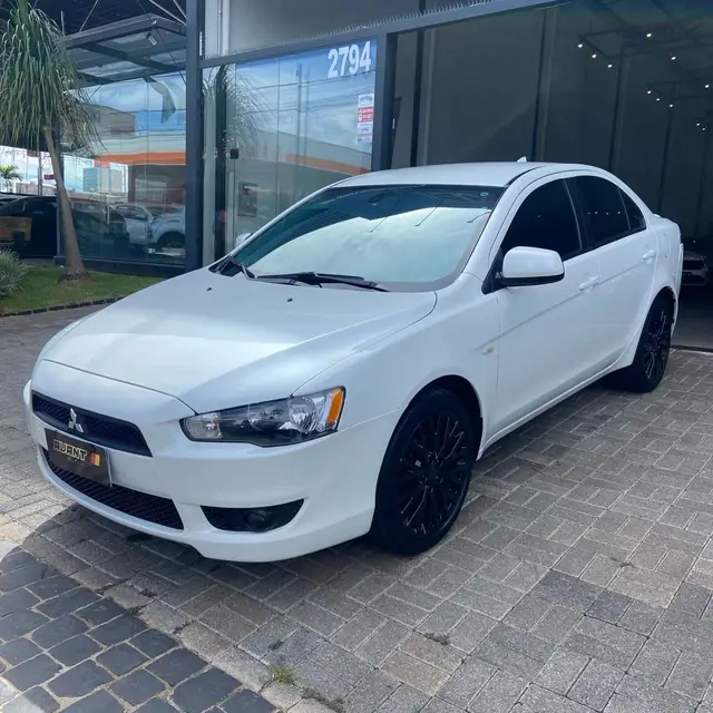 Carro Mitsubishi Lancer 2018 2.0 16V HL-T CVT