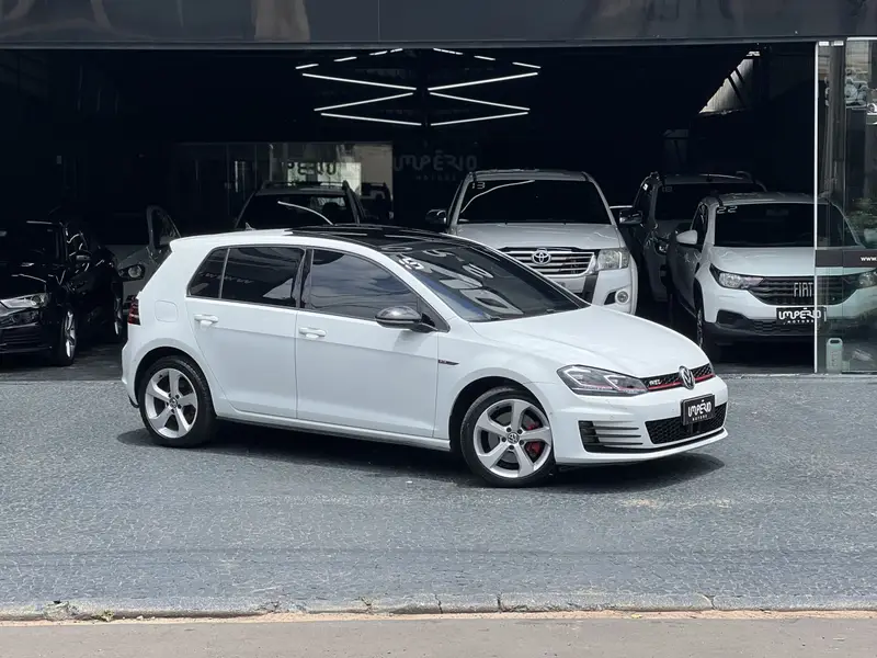 Volkswagen Golf GTI 2.0 TSi DSG