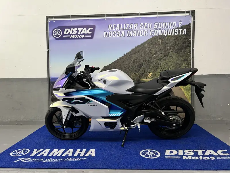 Yamaha YZF R3 ABS