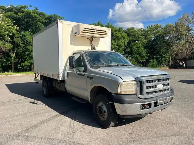 Carro Ford F-4000 2011 4x2